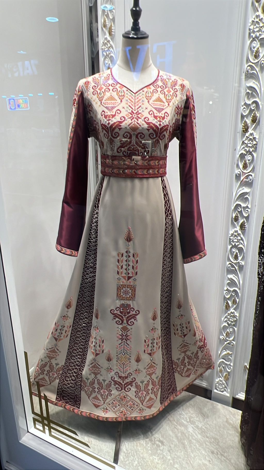 Premium Henna Jalabiyas (2 different style)