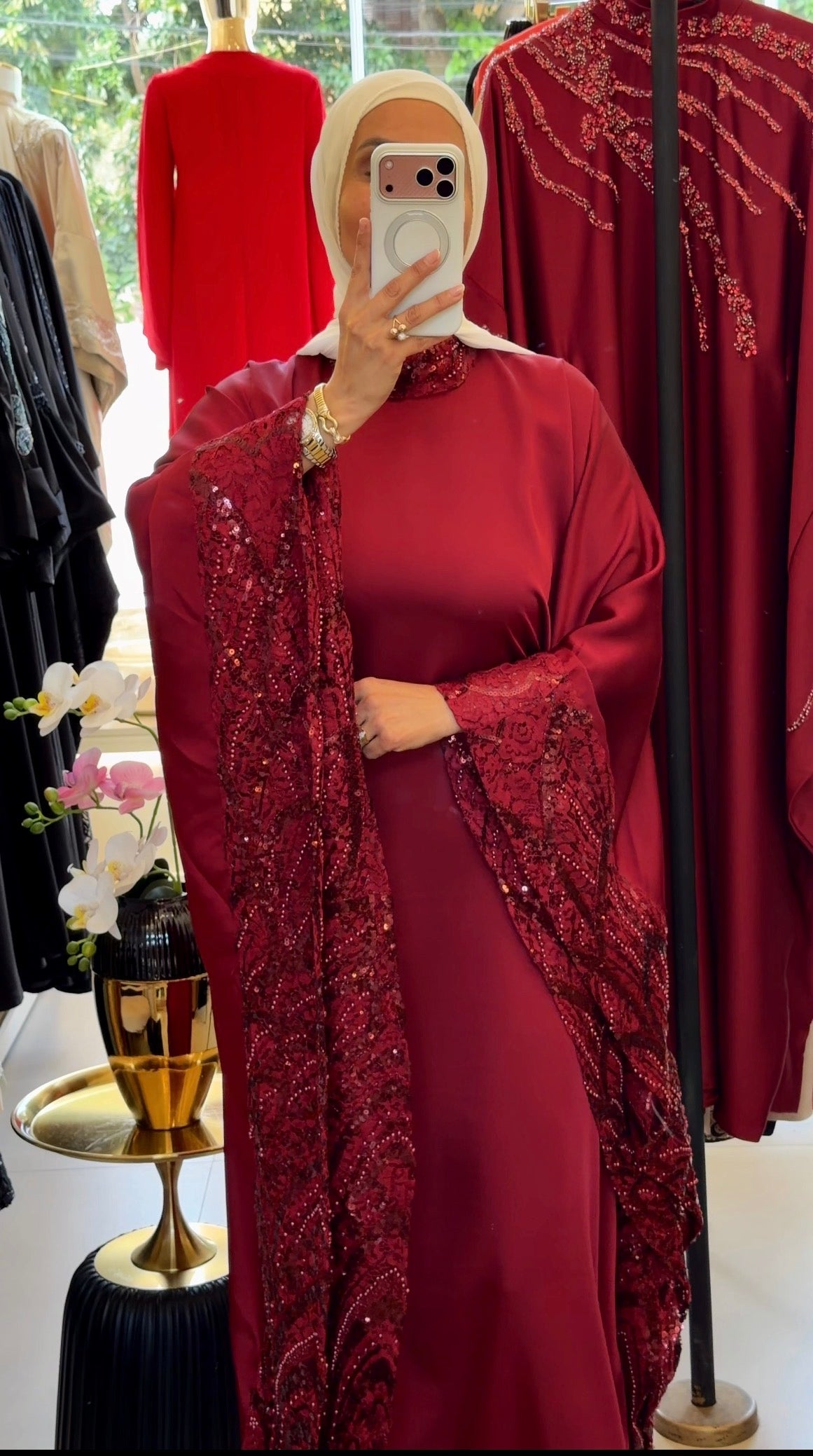 Burgundy Denteille Closed Abaya