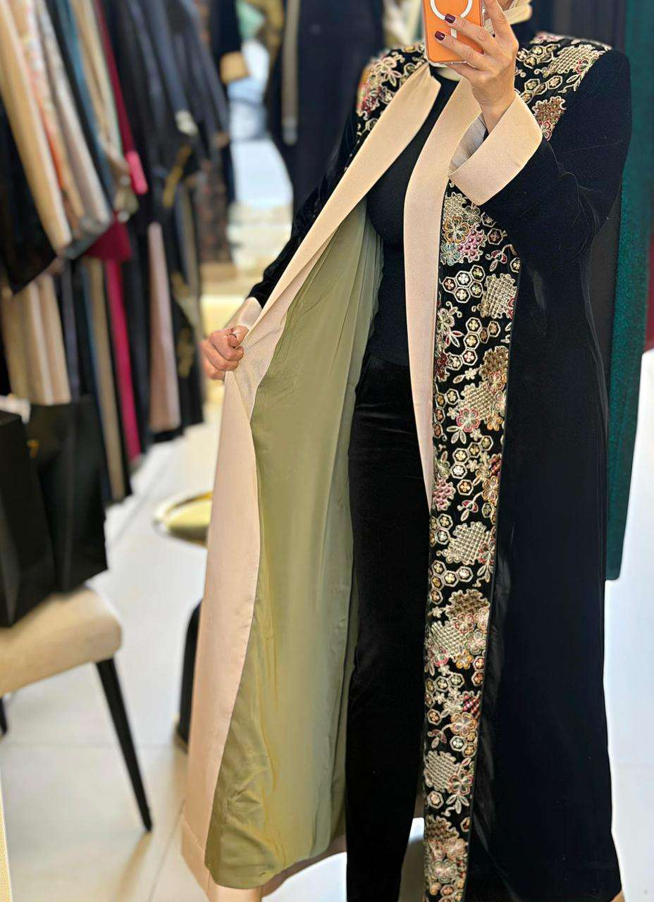 Embroidered Black Abaya (Beije Frame) + Olive Touch