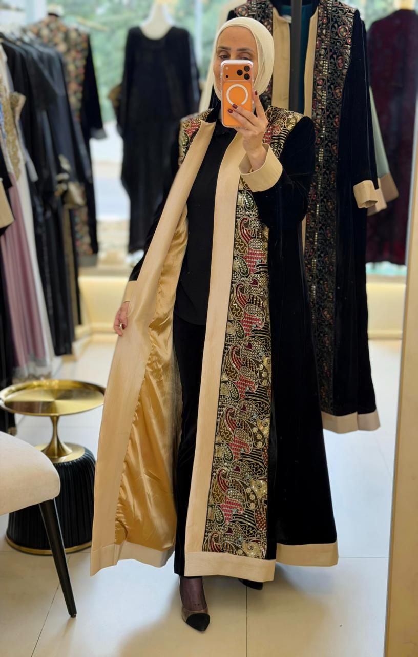 Embroidered Black Abaya (Beije Frame) + Pink Touch