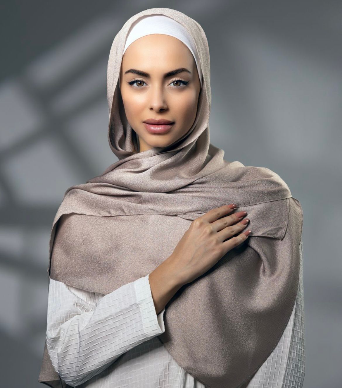 Kuwaiti Jouri — Shiny Premium Organza