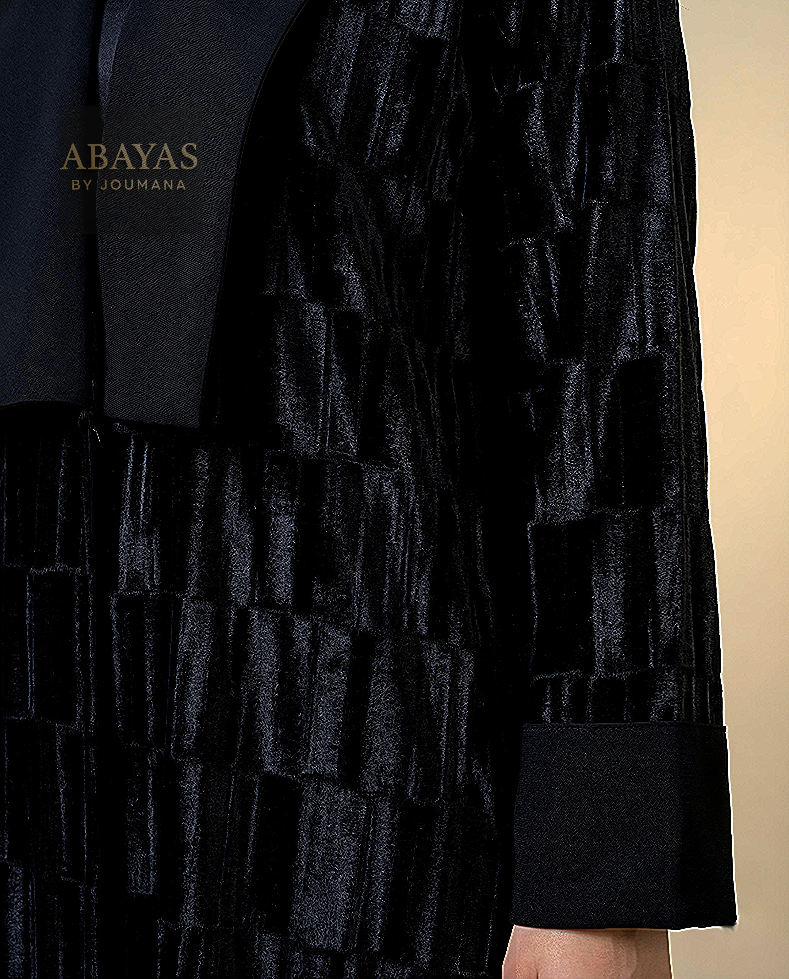 Black 3D Abaya With Rectangular Collar