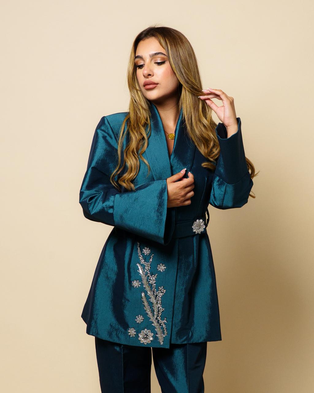 Feyrouzi Suit With Embroidery