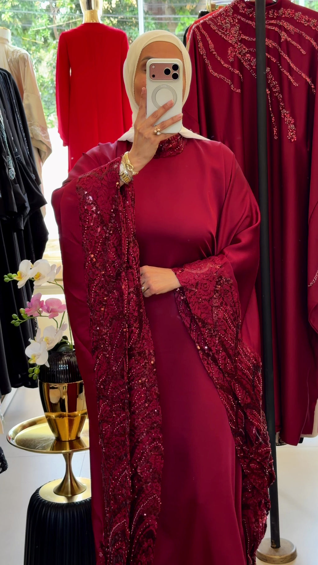 Burgundy Denteille Closed Abaya